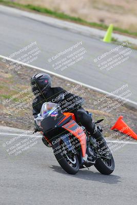 media/Mar-05-2023-TrackXperience (Sun) [[a95d40e56a]]/Group 2/session 2 turn 4/